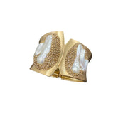Baroque cuff